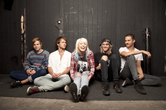 TONIGHT ALIVE