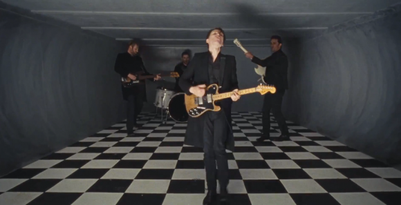 FRANZ FERDINAND Love Illumination